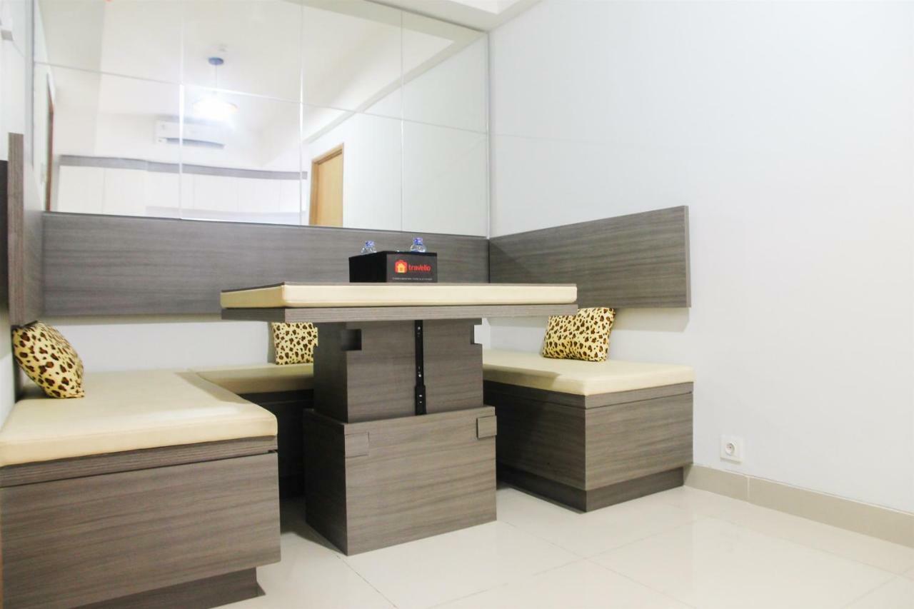 1br With Working Space The Oasis Cikarang By Travelio